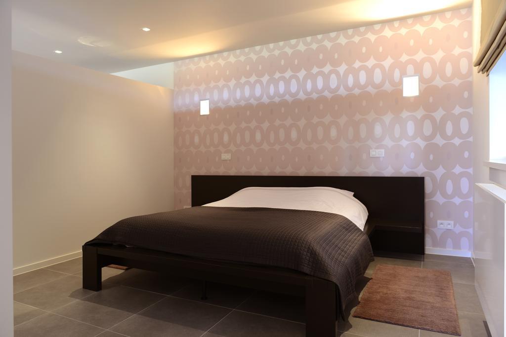 Bed and Breakfast Logies De Hessie Тюрнхаут Номер фото
